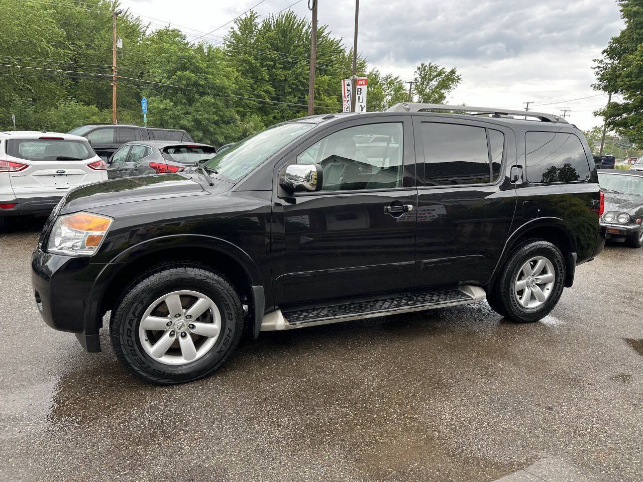 Used 2012 Nissan Armada SV AWD/4WD image 3