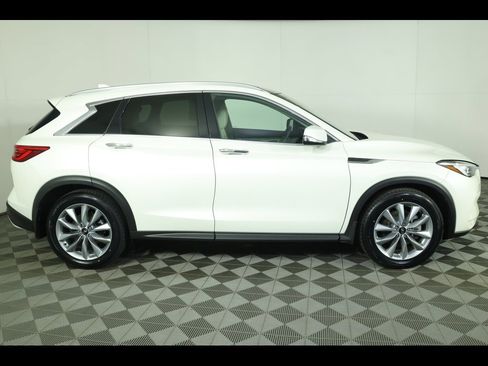Used 2021 INFINITI QX50 Luxe w/ Cargo Package image 11