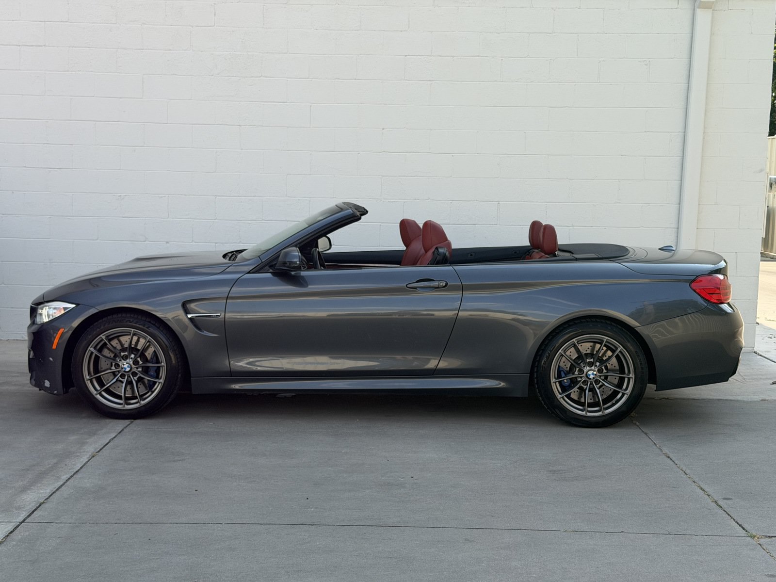 Used 2015 BMW M4 Convertible RWD image 7