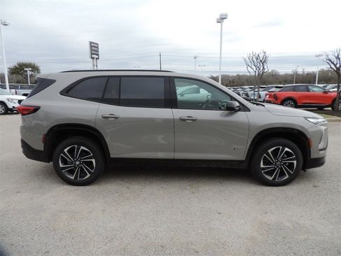 New 2026 Buick Enclave Sport Touring image 4