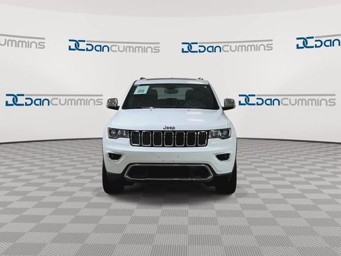 Used 2021 Jeep Grand Cherokee Limited AWD/4WD image 4