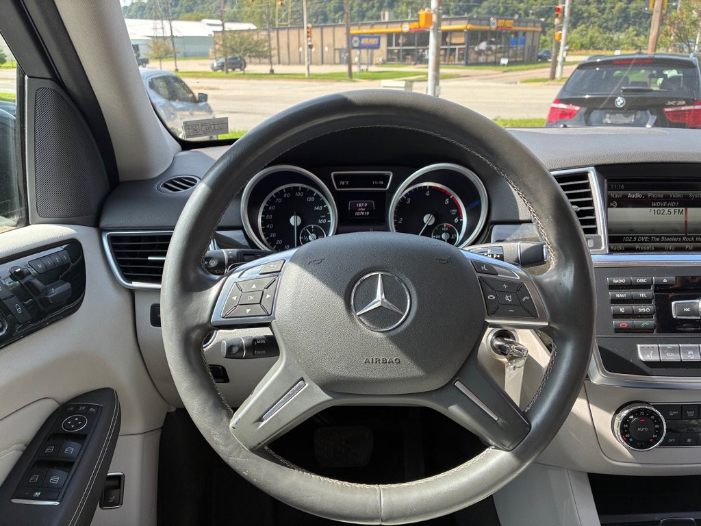Used 2015 Mercedes-Benz ML 250 BlueTEC 4MATIC w/ Premium 1 Package image 16