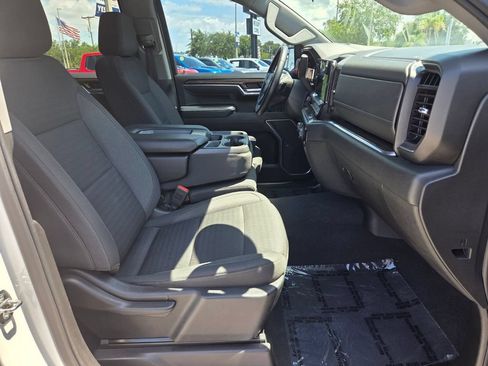 Used 2023 Chevrolet Silverado 1500 LT AWD/4WD image 16