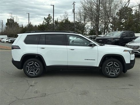 New 2026 Jeep Cherokee Limited image 14