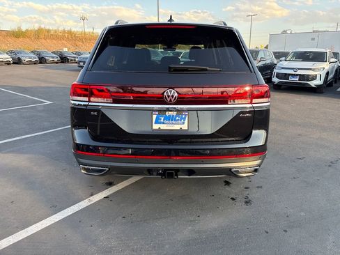 New 2026 Volkswagen Atlas SE image 4