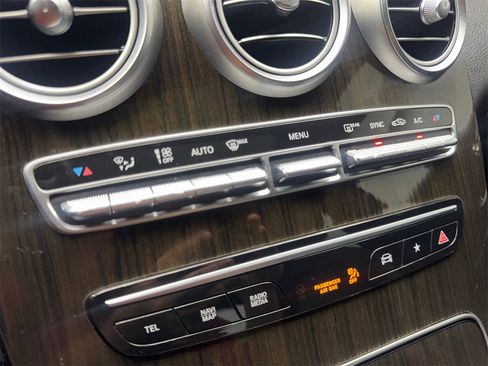 Used 2020 Mercedes-Benz GLC 300 image 61