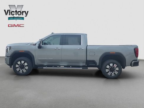 New 2026 GMC Sierra 2500 Denali w/ Technology Package AWD/4WD image 6