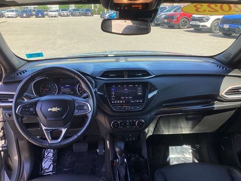Used 2023 Chevrolet TrailBlazer ACTIV w/ Technology Package AWD/4WD image 15