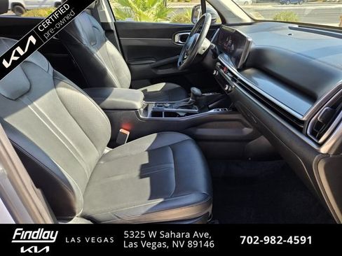 Certified 2025 Kia Sorento S FWD image 20