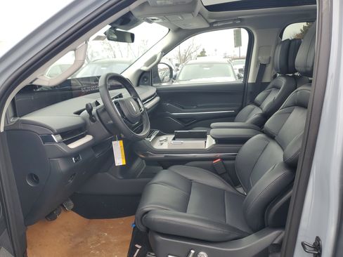 New 2026 Lincoln Navigator Reserve image 12