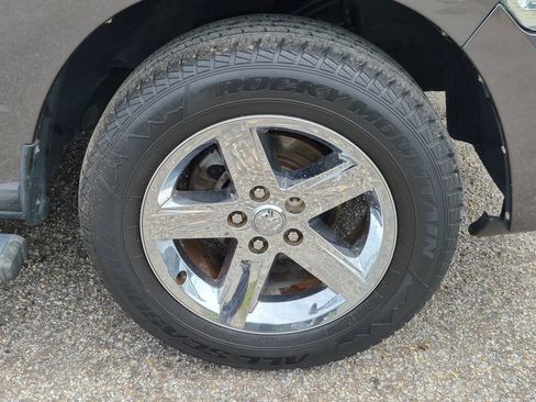 Used 2014 RAM 1500 Express RWD image 11