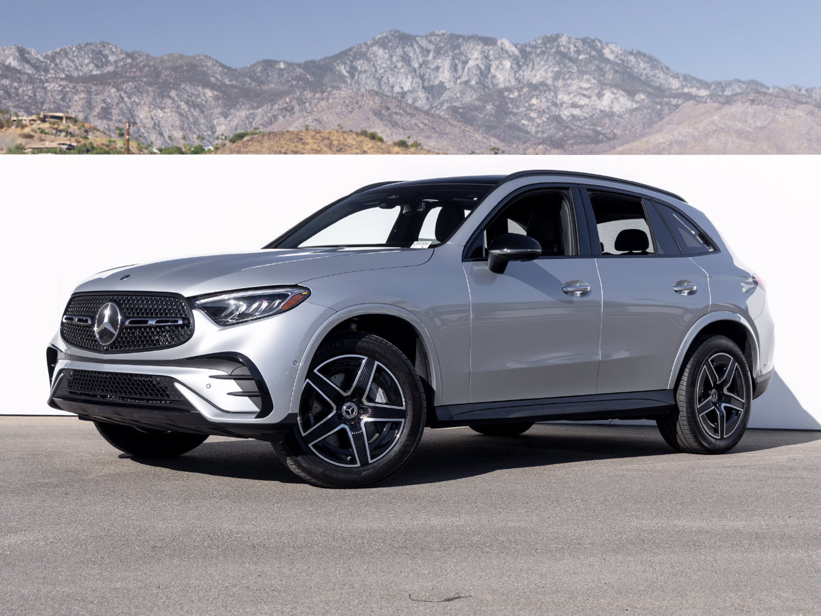 Certified 2026 Mercedes-Benz GLC 300 4MATIC image 1