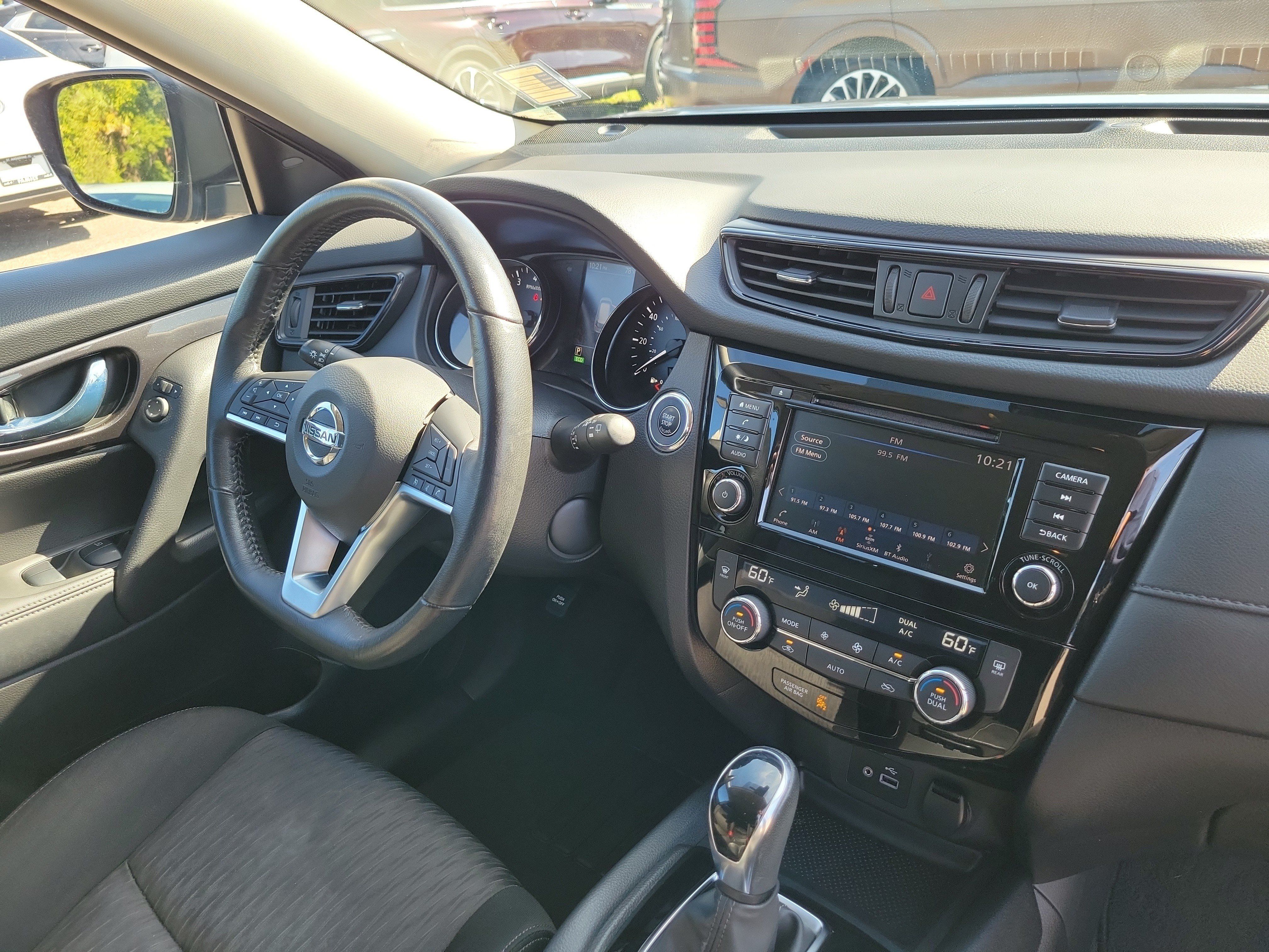 Used 2019 Nissan Rogue SV AWD/4WD image 8