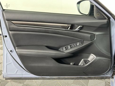 Used 2022 Honda Accord Sport image 28