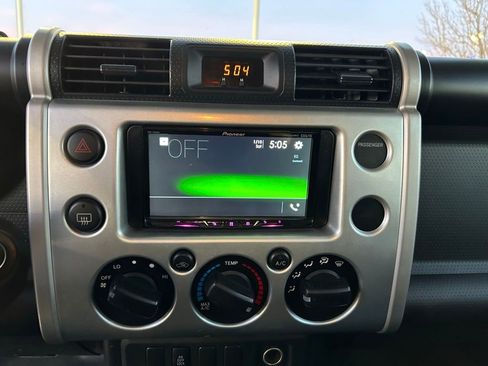 Used 2008 Toyota FJ Cruiser 4WD image 15