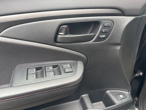 Used 2025 Honda Ridgeline TrailSport image 21