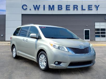 Used 2015 Toyota Sienna XLE w/ XLE Navigation Package