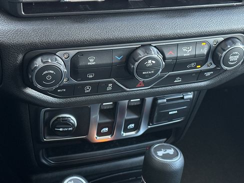 New 2026 Jeep Wrangler Sport S image 17