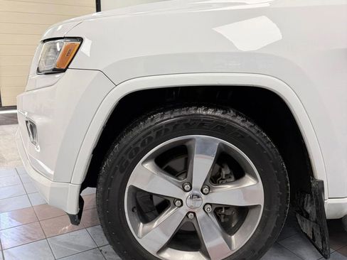 Used 2015 Jeep Grand Cherokee Overland AWD/4WD image 7