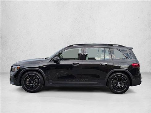 Certified 2022 Mercedes-Benz GLB 35 AMG 4MATIC image 9