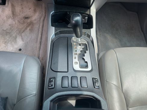Used 2005 Toyota 4Runner Limited RWD image 18