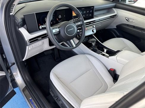 Used 2025 Hyundai Tucson SEL image 10