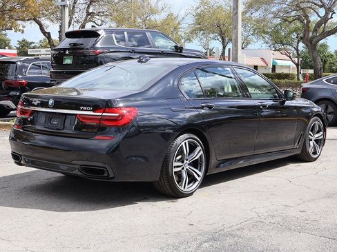 Used 2019 BMW 750i xDrive image 13