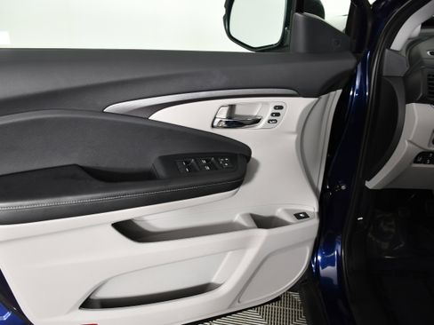 Certified 2023 Honda Ridgeline RTL image 38