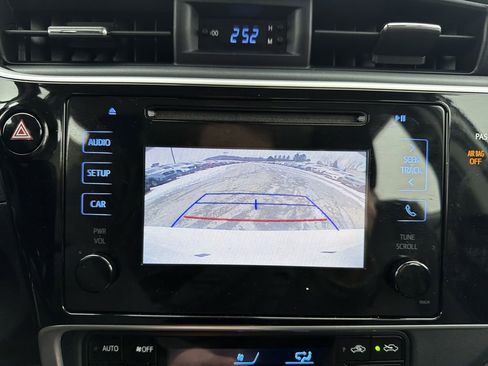 Used 2017 Toyota Corolla SE image 27