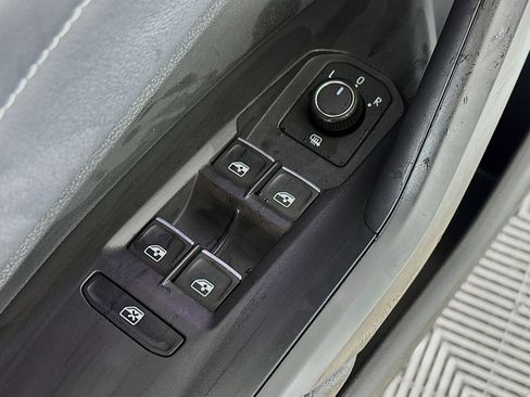 New 2026 Volkswagen Jetta SEL image 18