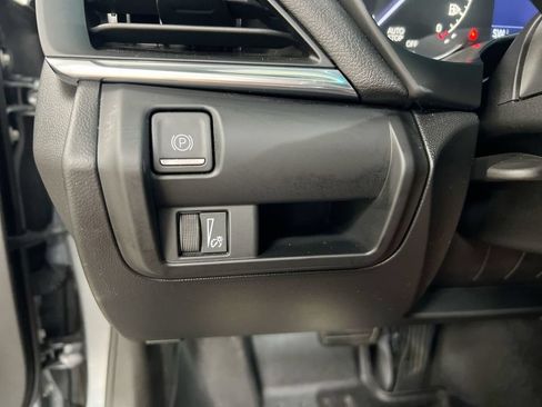 Used 2020 Cadillac CT4 Luxury w/ Sun And Sound Package RWD image 18