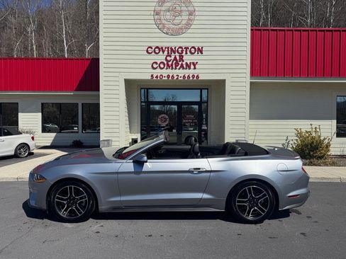 Used 2020 Ford Mustang Premium image 5