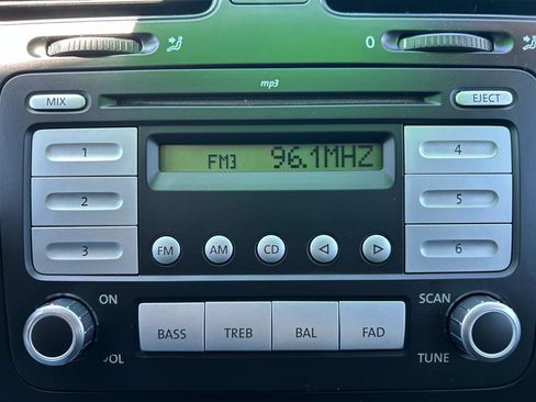 Used 2009 Volkswagen Jetta S image 13