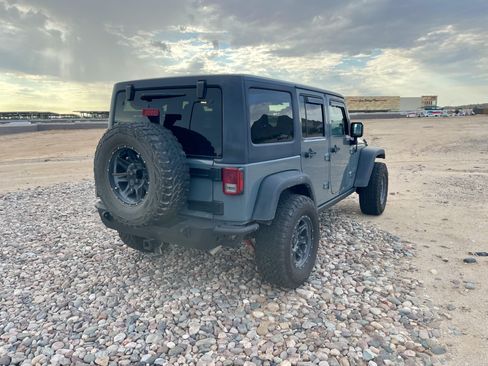 Used 2014 Jeep Wrangler Unlimited Sport w/ Quick Order Package 24S AWD/4WD image 5