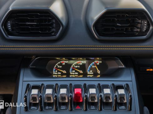 Used 2015 Lamborghini Huracan LP 610-4 image 29