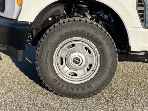 New 2026 Ford F350 XL w/ XL Off-Road Package image 26
