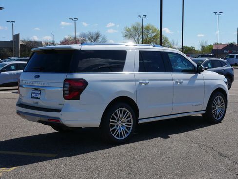 Used 2022 Ford Expedition Max Platinum AWD/4WD image 6