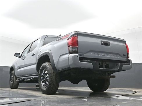 Used 2019 Toyota Tacoma TRD Off-Road image 49