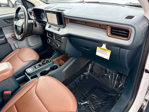 Used 2023 Ford Maverick Lariat w/ Equipment Group 500A Standard image 27