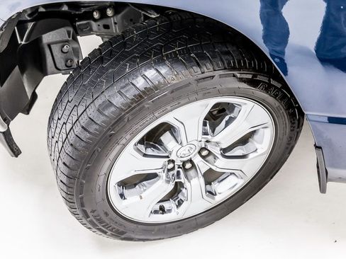 Used 2022 RAM 1500 Big Horn AWD/4WD image 12