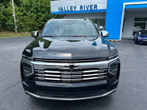 Used 2026 Chevrolet Tahoe Premier w/ Sun And Tow Package AWD/4WD image 10