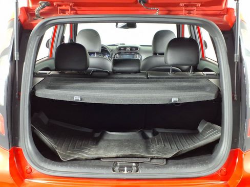 Used 2015 Kia Soul ! w/ Sun & Sound Package FWD image 16