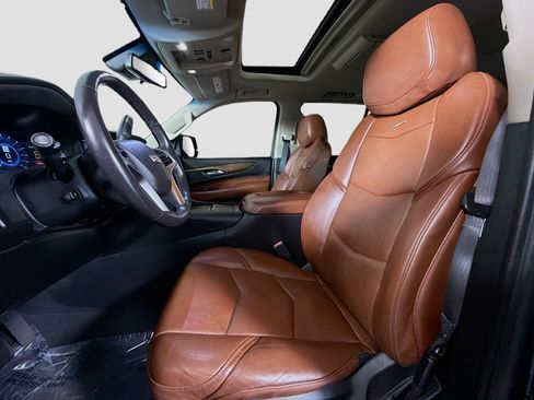Used 2019 Cadillac Escalade Luxury RWD image 22