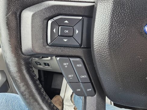 Used 2018 Ford F150 XLT w/ Equipment Group 302A Luxury AWD/4WD image 20