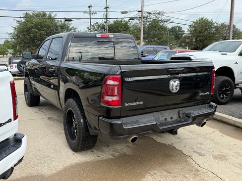 Used 2023 RAM 1500 Laramie AWD/4WD image 9