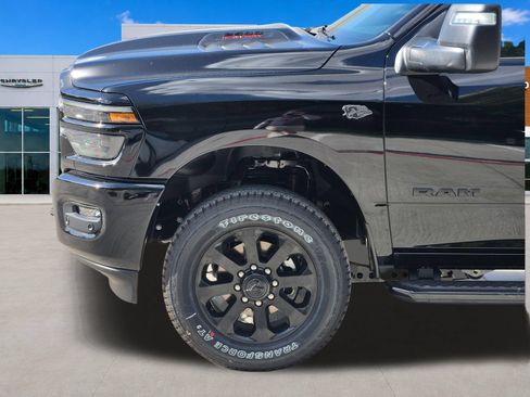 New 2027 RAM 2500 Laramie w/ Night Edition AWD/4WD image 10