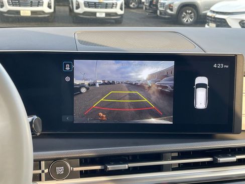 Used 2025 Hyundai Santa Fe SEL image 17