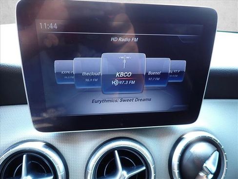 Used 2018 Mercedes-Benz CLA 250 image 23