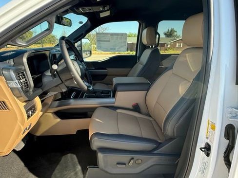 New 2026 Ford F250 Lariat w/ Chrome Package image 13