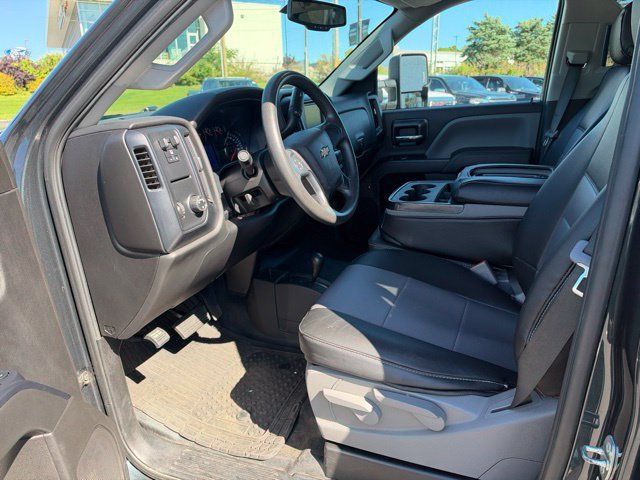 Used 2019 Chevrolet Silverado 2500 W/T w/ Snow Plow Prep Package AWD/4WD image 18